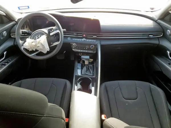 KMHLM4DJ1RU097691 2024 HYUNDAI ELANTRA - Image 8