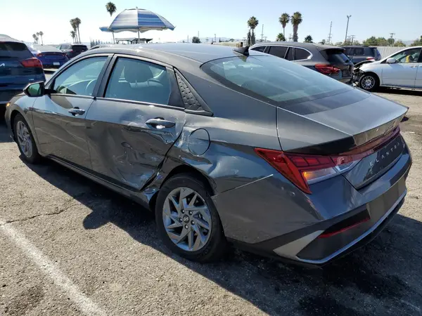 KMHLM4DJ1RU103330 2024 HYUNDAI ELANTRA - Image 2