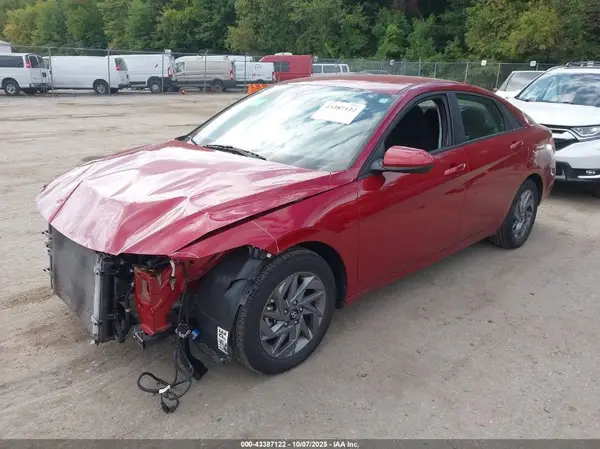 KMHLM4DJ1RU106244 2024 HYUNDAI ELANTRA - Image 2