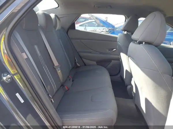KMHLM4DJ1RU107605 2024 HYUNDAI ELANTRA - Image 8