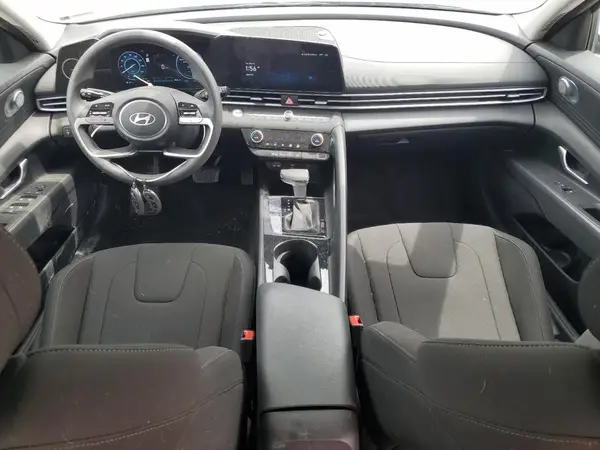 KMHLM4DJ1RU116787 2024 HYUNDAI ELANTRA - Image 8