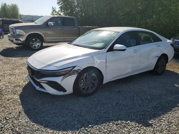 KMHLM4DJ1RU117342 2024 HYUNDAI ELANTRA - Image 1