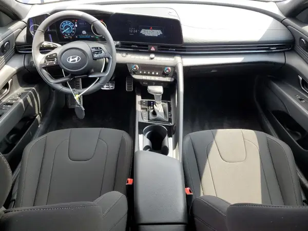 KMHLM4DJ1SU126273 2025 HYUNDAI ELANTRA - Image 8