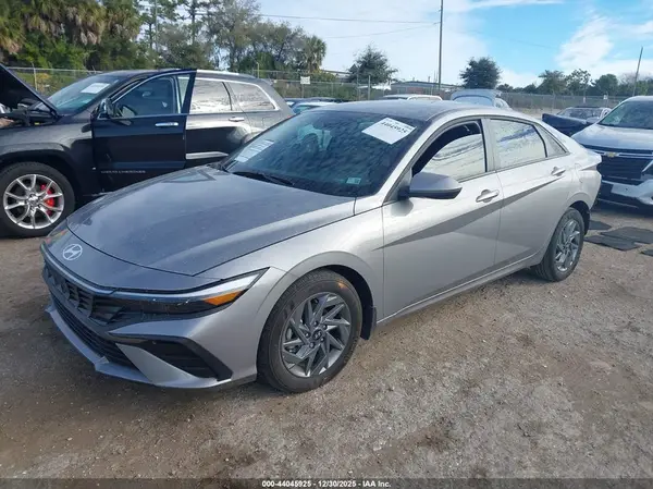 KMHLM4DJ1SU154493 2025 HYUNDAI ELANTRA - Image 2