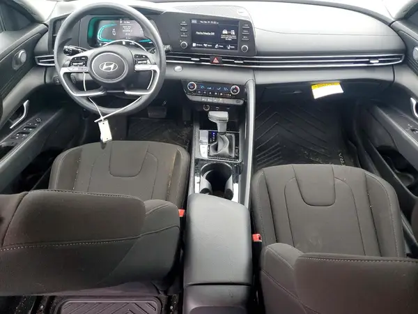 KMHLM4DJ1SU168782 2025 HYUNDAI ELANTRA - Image 8