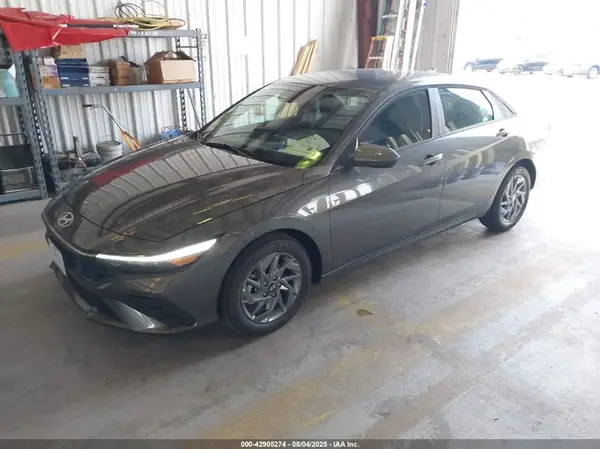 KMHLM4DJ1SU169494 2025 HYUNDAI ELANTRA - Image 2