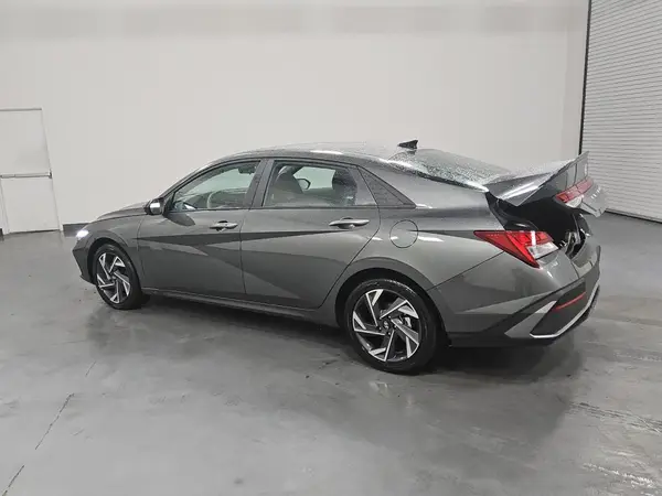 KMHLM4DJ1SU171228 2025 HYUNDAI ELANTRA - Image 2