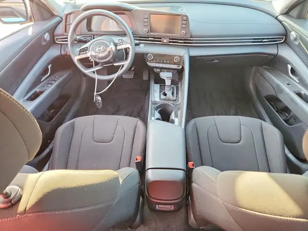 KMHLM4DJ1SU179068 2025 HYUNDAI ELANTRA - Image 8
