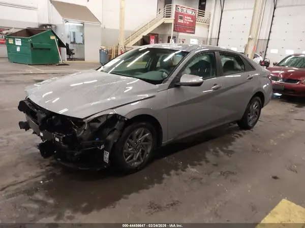 KMHLM4DJ1SU179202 2025 HYUNDAI ELANTRA - Image 2