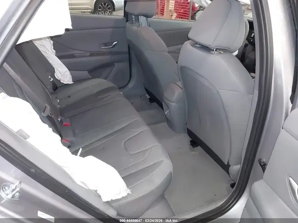 KMHLM4DJ1SU179202 2025 HYUNDAI ELANTRA - Image 8