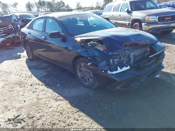 KMHLM4DJ2RU094119 2024 HYUNDAI ELANTRA - Image 1