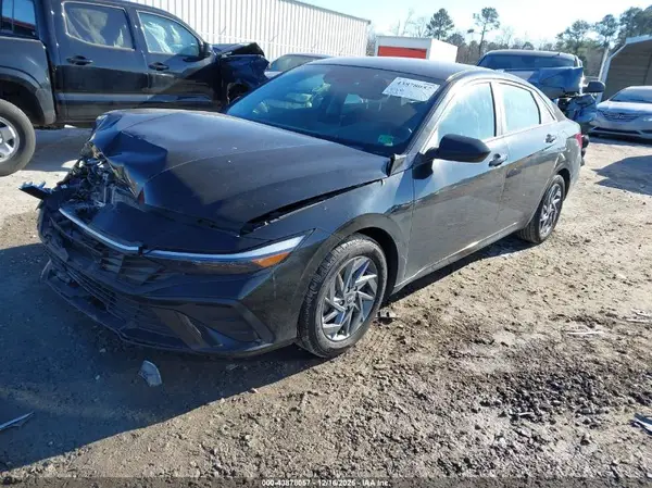 KMHLM4DJ2RU094119 2024 HYUNDAI ELANTRA - Image 2