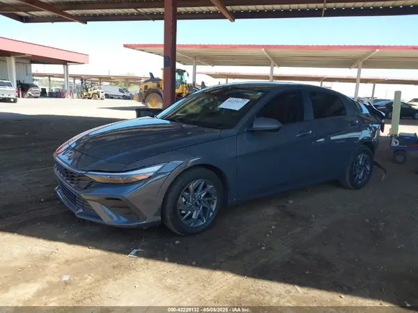 KMHLM4DJ2RU095514 2024 HYUNDAI ELANTRA - Image 2