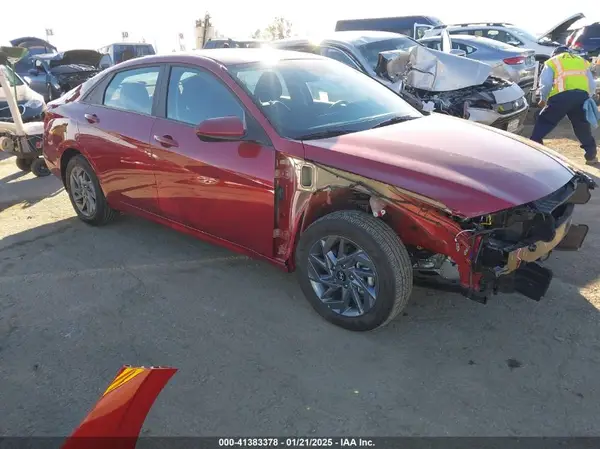 KMHLM4DJ2RU097117 2024 HYUNDAI ELANTRA - Image 1