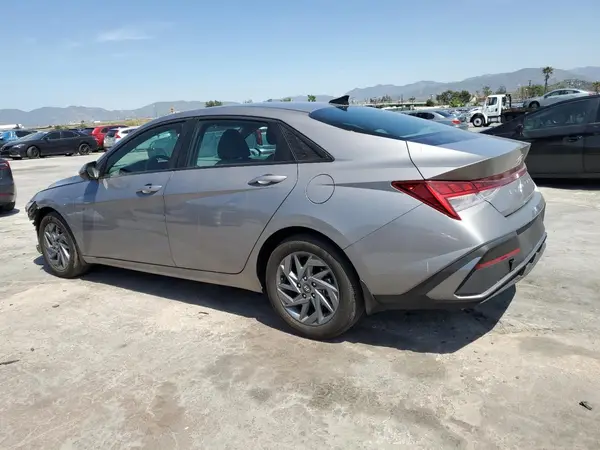 KMHLM4DJ2RU107998 2024 HYUNDAI ELANTRA - Image 2