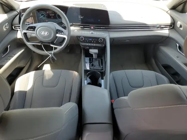 KMHLM4DJ2RU107998 2024 HYUNDAI ELANTRA - Image 8