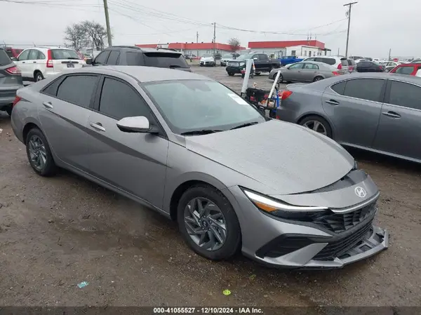 KMHLM4DJ2RU113848 2024 HYUNDAI ELANTRA - Image 1