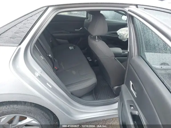 KMHLM4DJ2RU113848 2024 HYUNDAI ELANTRA - Image 8