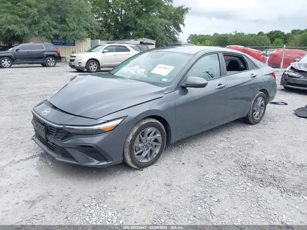 KMHLM4DJ2SU129134 2025 HYUNDAI ELANTRA - Image 2