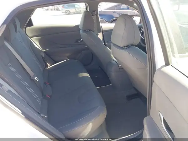 KMHLM4DJ2SU129750 2025 HYUNDAI ELANTRA - Image 8