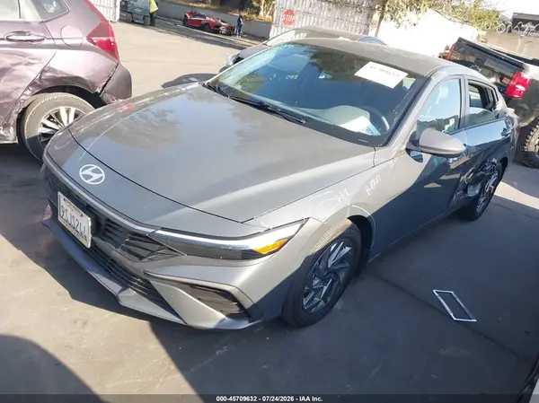 KMHLM4DJ2SU135435 2025 HYUNDAI ELANTRA - Image 2