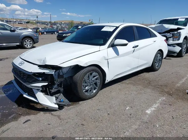 KMHLM4DJ2SU137864 2025 HYUNDAI ELANTRA - Image 2
