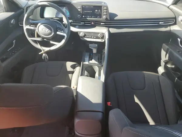 KMHLM4DJ2SU143471 2025 HYUNDAI ELANTRA - Image 8