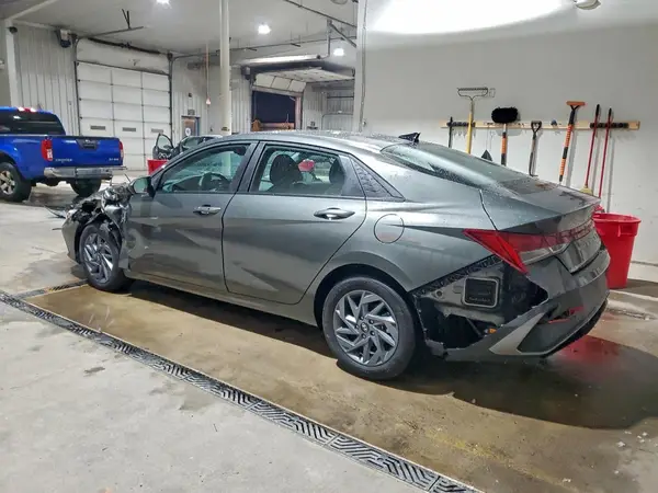KMHLM4DJ2SU173229 2025 HYUNDAI ELANTRA - Image 2