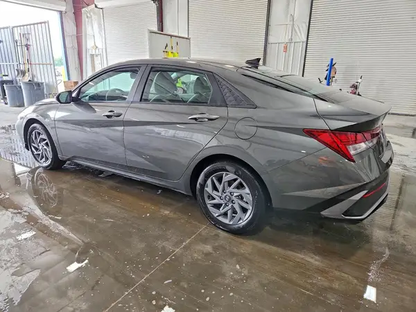 KMHLM4DJ2TU200785 2026 HYUNDAI ELANTRA - Image 2