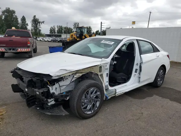 KMHLM4DJ3RU096428 2024 HYUNDAI ELANTRA - Image 1