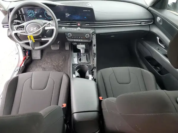 KMHLM4DJ3RU096428 2024 HYUNDAI ELANTRA - Image 8