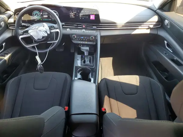 KMHLM4DJ3RU103961 2024 HYUNDAI ELANTRA - Image 8