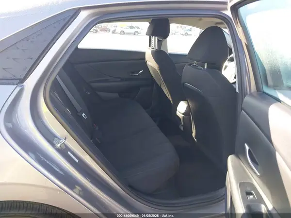 KMHLM4DJ3RU104222 2024 HYUNDAI ELANTRA - Image 8