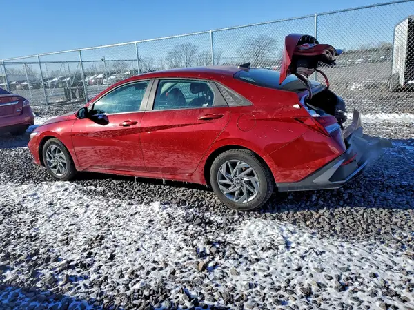KMHLM4DJ3RU106701 2024 HYUNDAI ELANTRA - Image 2