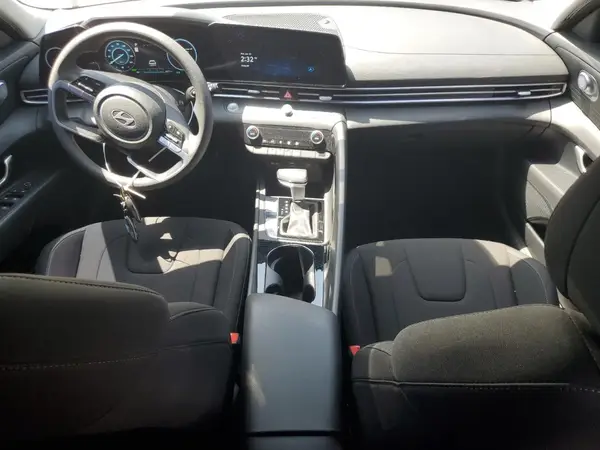 KMHLM4DJ3RU115527 2024 HYUNDAI ELANTRA - Image 8