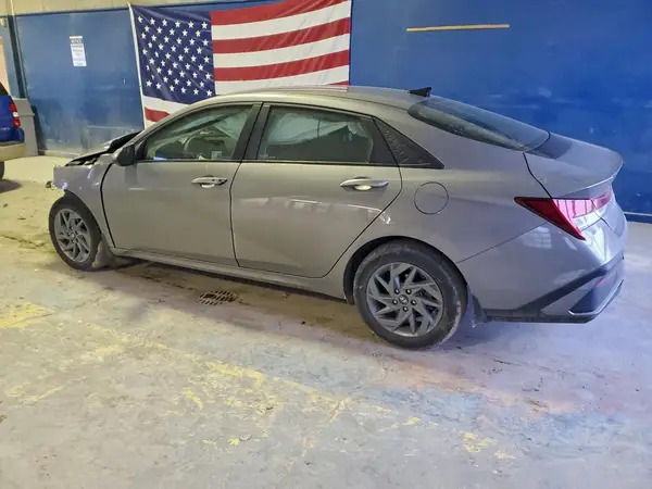 KMHLM4DJ3RU116595 2024 HYUNDAI ELANTRA - Image 2