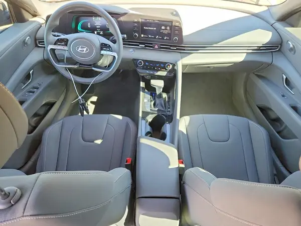 KMHLM4DJ3SU131801 2025 HYUNDAI ELANTRA - Image 8