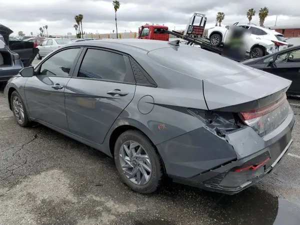 KMHLM4DJ3SU135430 2025 HYUNDAI ELANTRA - Image 2