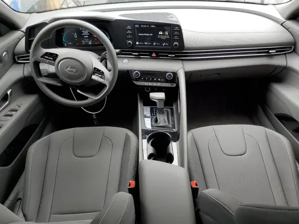 KMHLM4DJ3SU135430 2025 HYUNDAI ELANTRA - Image 8