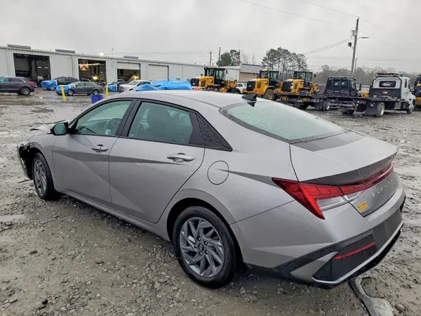 KMHLM4DJ3SU140921 2025 HYUNDAI ELANTRA - Image 2
