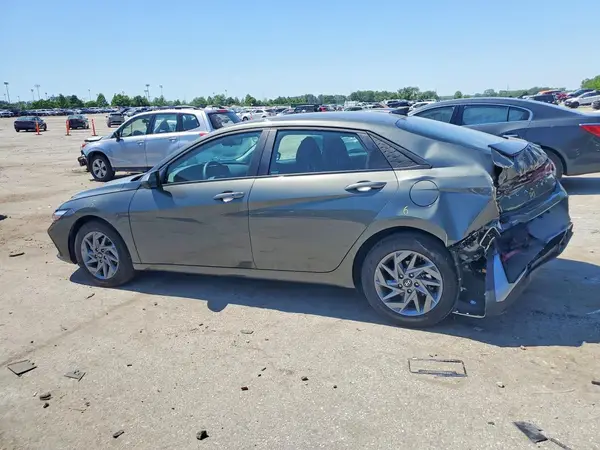 KMHLM4DJ3SU142412 2025 HYUNDAI ELANTRA - Image 2