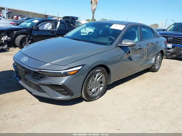 KMHLM4DJ3SU150588 2025 HYUNDAI ELANTRA - Image 2