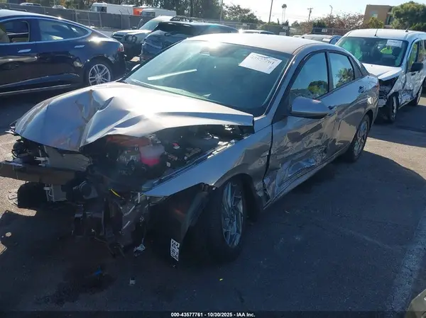 KMHLM4DJ3SU167830 2025 HYUNDAI ELANTRA - Image 2