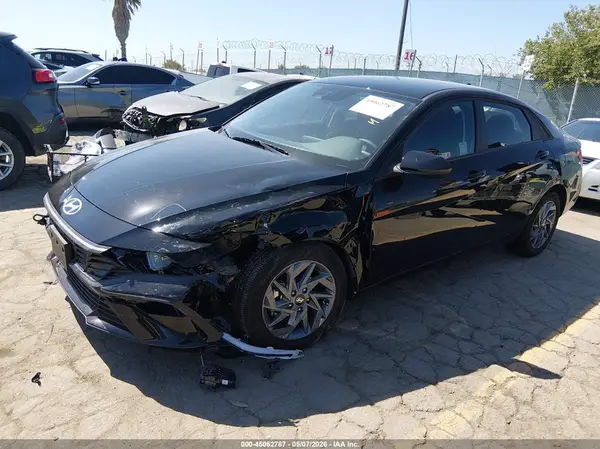 KMHLM4DJ3TU183074 2026 HYUNDAI ELANTRA - Image 2