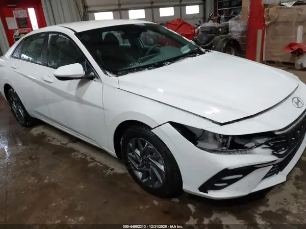 KMHLM4DJ3TU185102 2026 HYUNDAI ELANTRA - Image 1