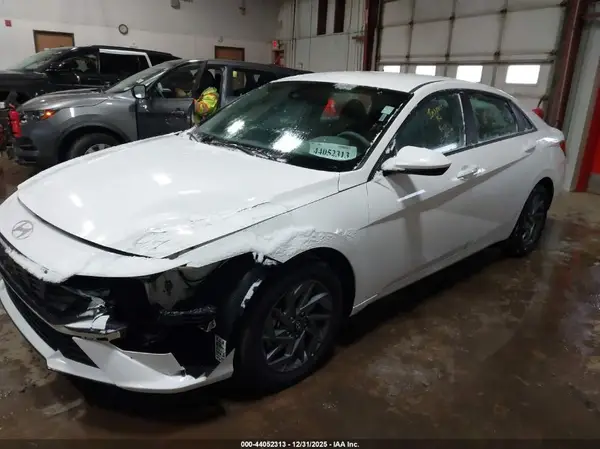 KMHLM4DJ3TU185102 2026 HYUNDAI ELANTRA - Image 2