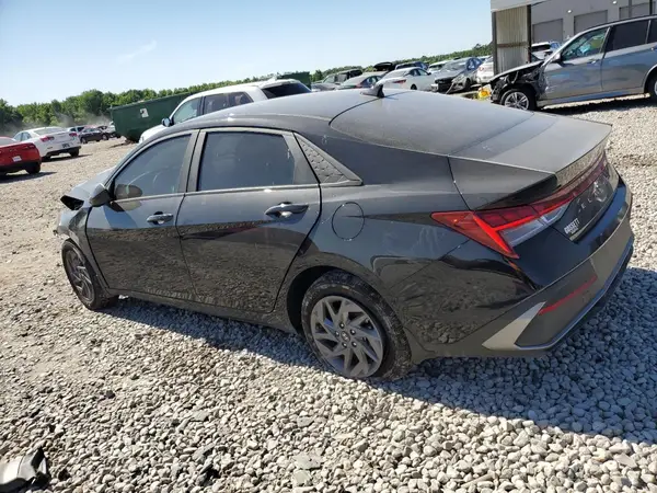 KMHLM4DJ4RU093232 2024 HYUNDAI ELANTRA - Image 2
