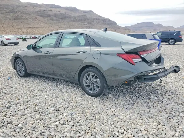 KMHLM4DJ4RU103953 2024 HYUNDAI ELANTRA - Image 2