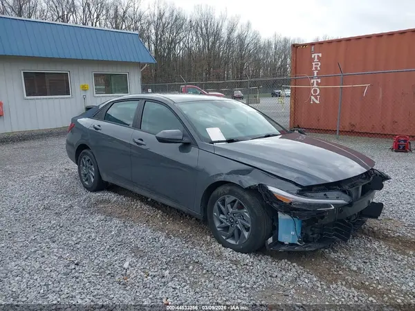 KMHLM4DJ4RU114404 2024 HYUNDAI ELANTRA - Image 1