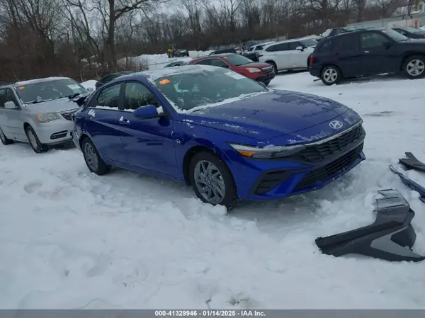 KMHLM4DJ4RU117481 2024 HYUNDAI ELANTRA - Image 1